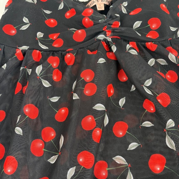 Bailey Rose Womens Cherry Print Cami Top Black Lace Trim Sweetheart Neckline S‎ - Picture 3 of 9